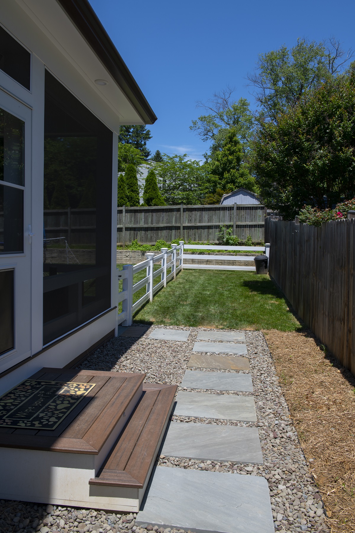 Dog house hotsell with fenced porch